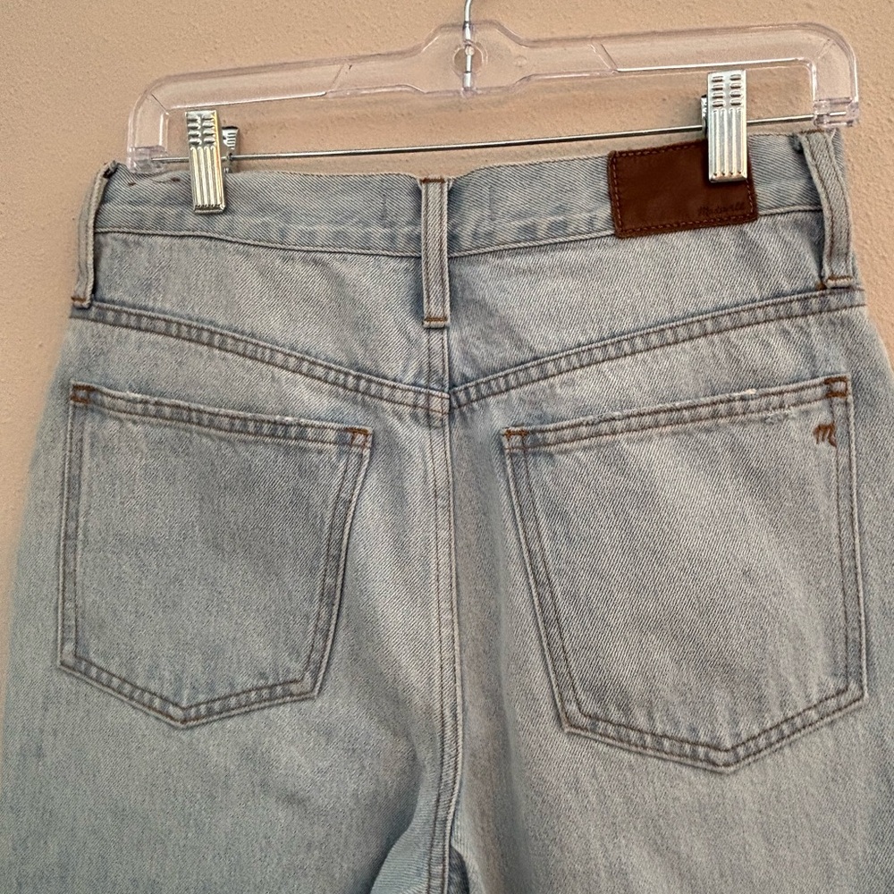 Madewell Classic Straight Leg Lightwash Jeans